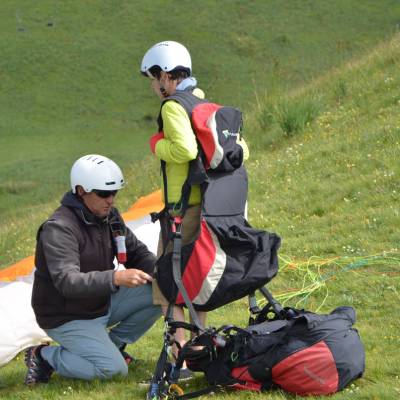 paragliding tandem set up in the southern french alps (1 of 1).jpg